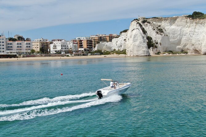 Vieste Boat rental without nautical license - The Boats: Design, Comfort, and Safety