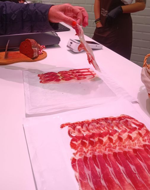 Vigo: a feast of flavors - Starting at the vibrant Praza Porta do Sol or nearby landmark