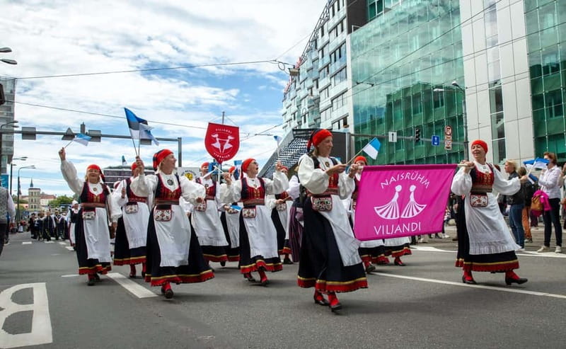 Viljandi: City Highlights Private Walking Tour - Visiting the Estonian Orthodox Church of the Moscow Patriarchate