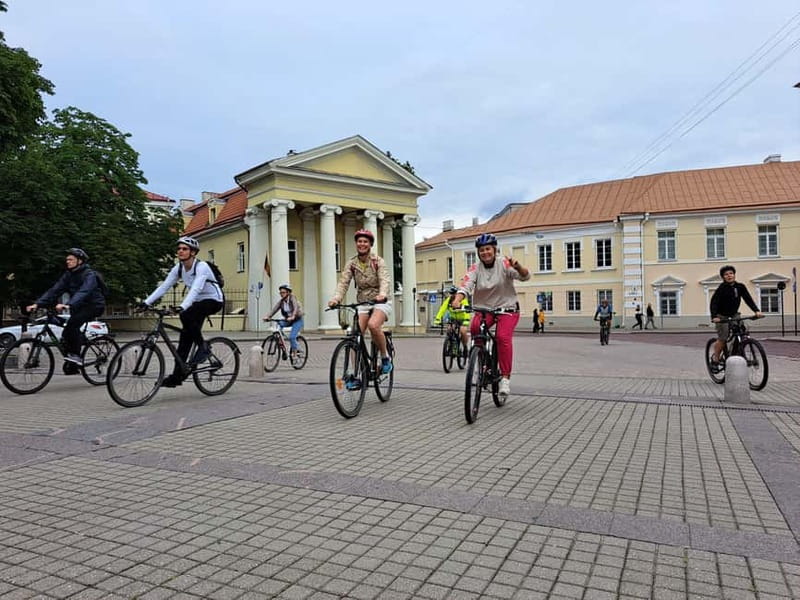Vilnius: City Bike Tour of Vilnius Highlights - Highlights of Uzupis: Vilnius Artistic Quarter