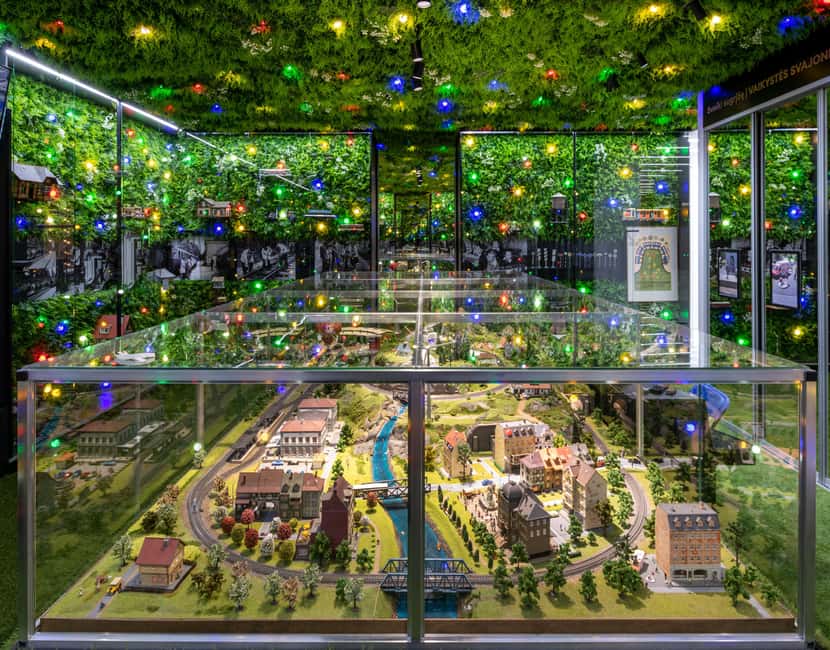 Vilnius: Railway Museum Guided Tour - Discovering the First Railway Line and Its Impact