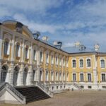 Vilnius to Riga Day Trip: The Hill of Crosses, Rundale Palace and Bauska Castle - From Vilnius to the Hill of Crosses and Siauliai Region