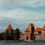 Vilnius to Trakai Island Guided Tour with Chocolate Tasting - Discovering Trakai Island Castle with a Guided Tour