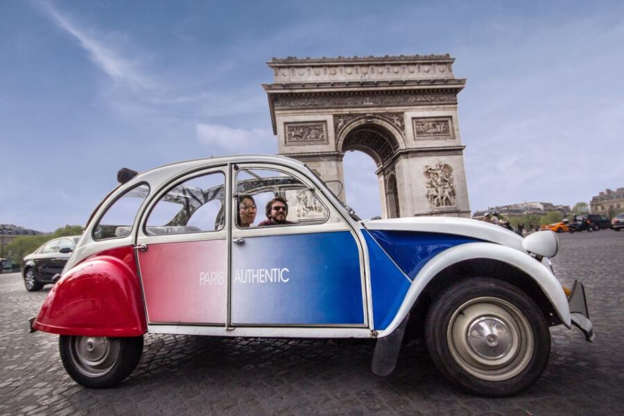 Vintage 2CV tour + Cruise - Top Paris Landmarks Included in the Tour