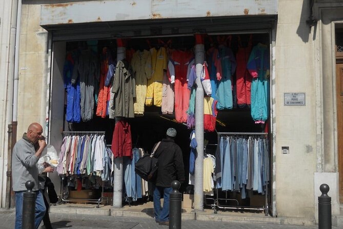 Vintage Guided Tour of Marseille - Discovering the Opera Districts Architectural Grandeur