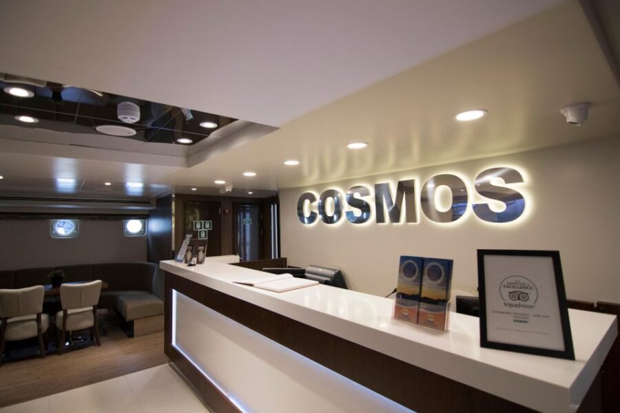 VIP Athens: Hydra, Poros, and Aegina Day Cruise with Lunch - Exploring Hydra’s Unique Architecture and Donkeys