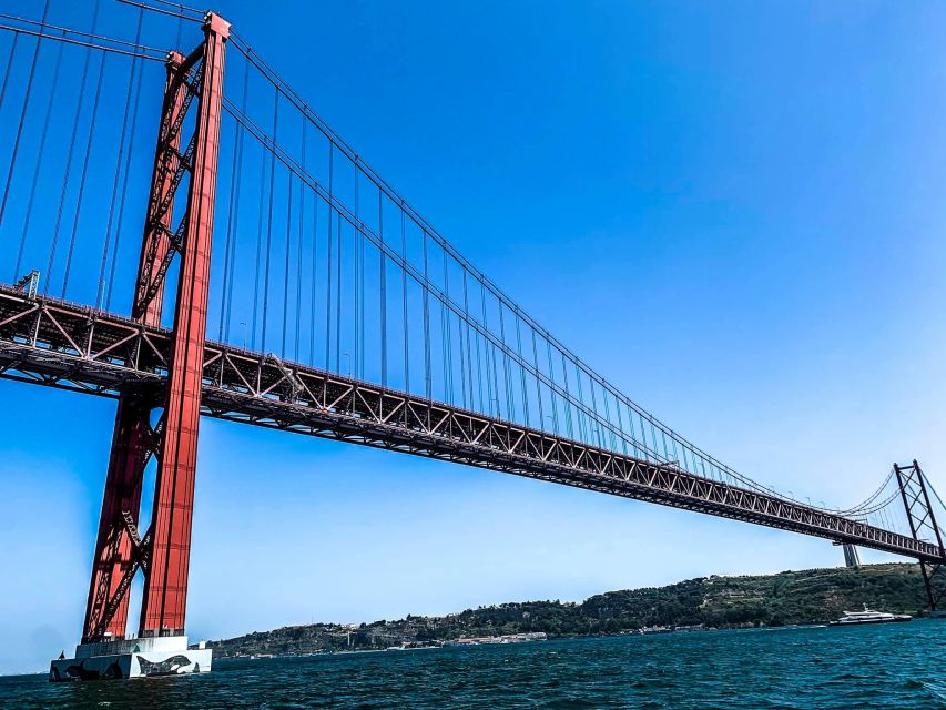 VIP Catamaran - Private Tour in Lisbon - Explore Lisbons Historic Monuments from the Water