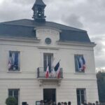 Visit in classic car Paris Chantilly Versailles Auvers - Touring Chantilly and Surroundings in a Vintage Car