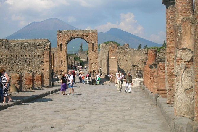 Visit in Pompeii - Pompeii Private Tour with Ada - The Significance of the Vesuvius Eruption