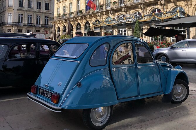 Visit of Bordeaux Unesco in a classic car & delicacies - The Garonne River and Water Mirror Reflections