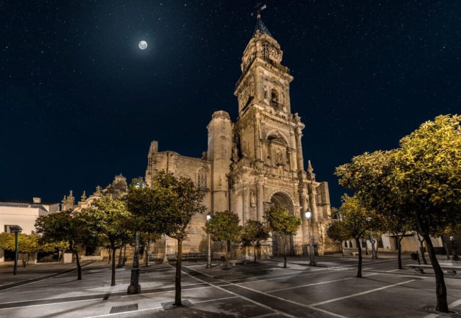 Visit to the Cathedral of Jerez and the Church of San Miguel - The Unique Charm of the Cathedral of Jerez