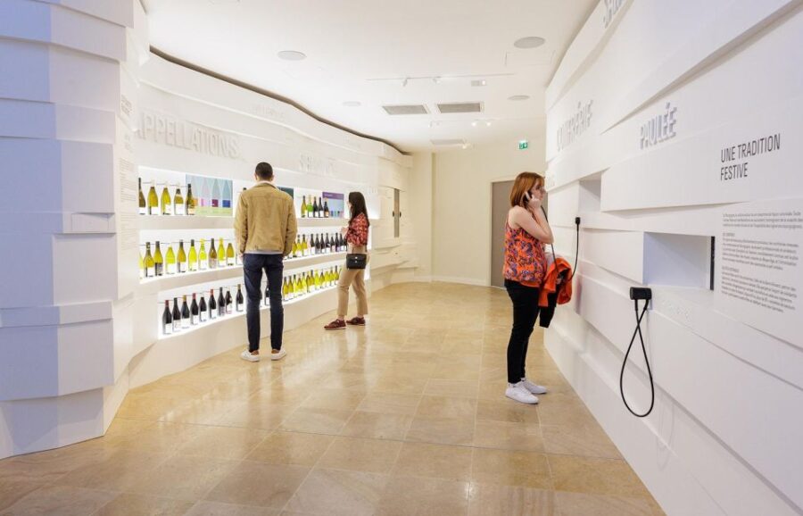 Visitor trail of the Cité in Mâcon - What’s Included and What’s Not