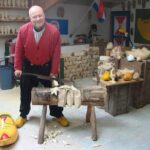 Volendam & Marken Private Tour in luxury Jaguar S Type 1/2 day - Exploring Volendam: A Taste of Dutch Fishing Culture