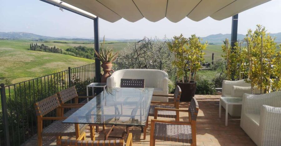Volterra: Private Picnic in the Tuscan Countryside - The Lemon Grove Setting: Aromatic and Inviting