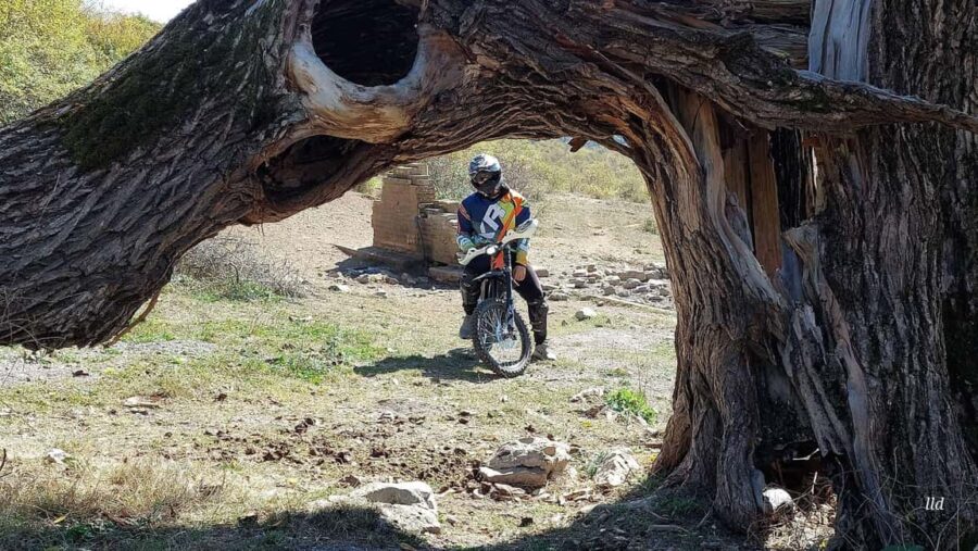 Vrachanski Balkan: 3 hours of adrenaline with surron bikes - Visiting Skaklya Waterfall: A Natural Marvel