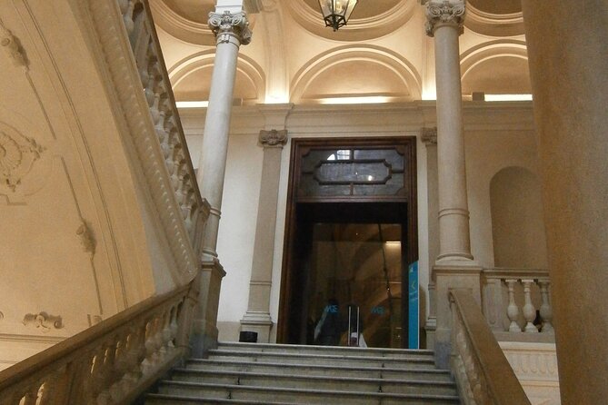 Walking around Turin with a local guide - Admiring the Baroque Beauty of Piazza Carignano