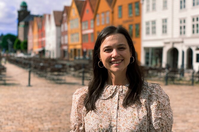 Walking Tour in Bergen of the Past and Present - Visiting Håkon’s Hall: A Glimpse of Medieval Power