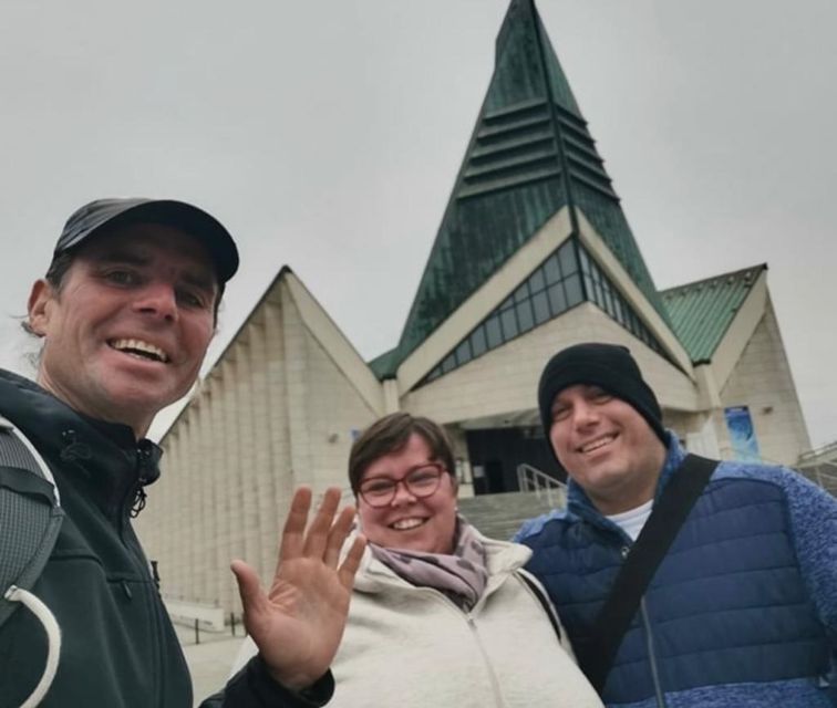 Walking Tour of Krakow: Old town - 2-Hours of Magic - Exploring Krakow’s Iconic Landmarks and Hidden Corners