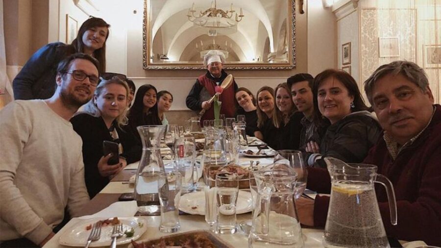 Warsaw: Polish Food Tour - The Starting Point at Sigmunt Column in Warsaws Old Town