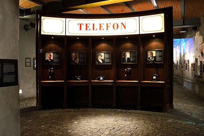 Warsaw Uprising Museum (1944) : SMALL GROUP /inc. Pick-up/ - The Warsaw Uprising Museum’s Interactive Exhibits and Artifacts