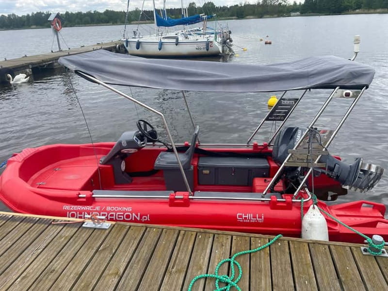 Warsaw: Zegrze Lake Motorboat Rental with Fuel - Renting the Kontra 400 Motorboat: Features and Simplicity