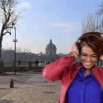 Where Paris was Born: A Self-Guided Audio Tour of Île de la Cité - Crossing the Iconic Pont Neuf