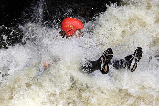 Whitewater River Tubing Llangollen - Scenic Transport from Llangollen to Horseshoe Falls
