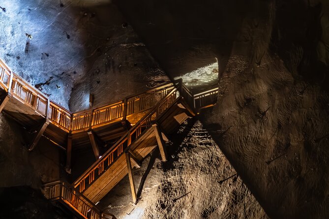 Wieliczka Salt Mine - Guided Tour from Krakow with Pick-up - Inside the Wieliczka Salt Mine: A World of Salt Sculptures and Chapels
