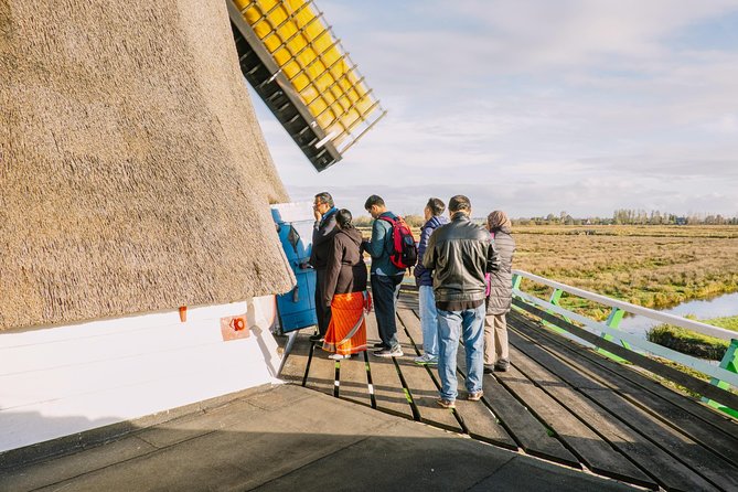 Windmill Tour from Amsterdam, Including Volendam & Marken - Exploring Zaanse Schans Windmills and Traditional Dutch Life