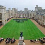 Windsor Castle private vehicle service from London with Admission tickets - Easy Pickup from Central London Hotels and Areas