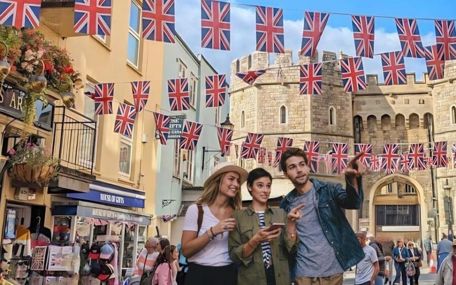 Windsor: City Walking Tour & Exploration Game - Discover Windsor’s Main Landmarks and Hidden Corners