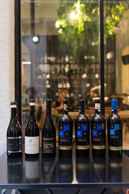 Wine and food pairing in Psyche Wine bar, near Syntagma - The Cozy Atmosphere of Psyche Wine Bar