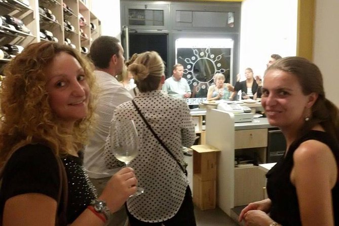 Wine Class and Tasting in Milan - Small Group - The Guide: Friendly, Knowledgeable, and Passionate