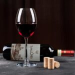 WINE TASTING EXPERIENCE IN THE HISTORICAL CENTRE - The Sensory Journey: From the First Sip to the Final Bite