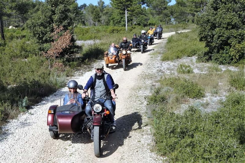 Wine-Tour day: in the Gorges du Verdon - Scenic Routes Through Sainte-Victoire Mountain