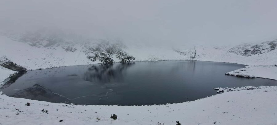 Winter experience: Seven Rila Lakes, Hike, Spa and Lunch - Starting Point and Transportation Logistics