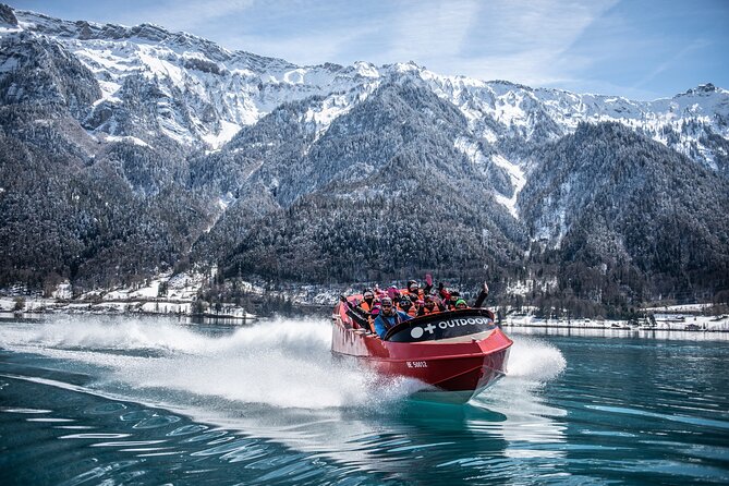 Winter Jetboat Ride - The Thrilling 20-Minute Jetboat Ride on Lake Brienz