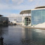 With Reichstag roof-terrace: Insider Parliament tour - The Unique Insider Guide: A Former Architect and Political Scientist