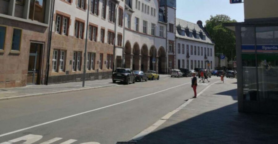 Worms: Historic Walking Tour With Heike - Meeting Point and Tour Duration