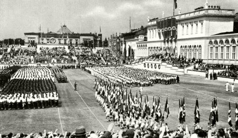 Wrocaw: World War II and the non-existent city of Breslau - Starting Point in Wrocław: Restauracja Piwnica widnicka