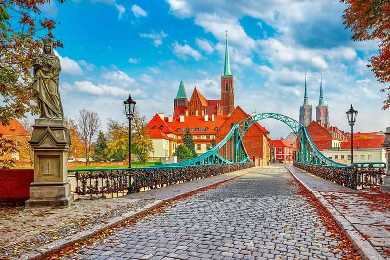 Wroclaw: 3-Hour City WalkingTour with University & Cathedral - Exploring Market Square and Its Secrets