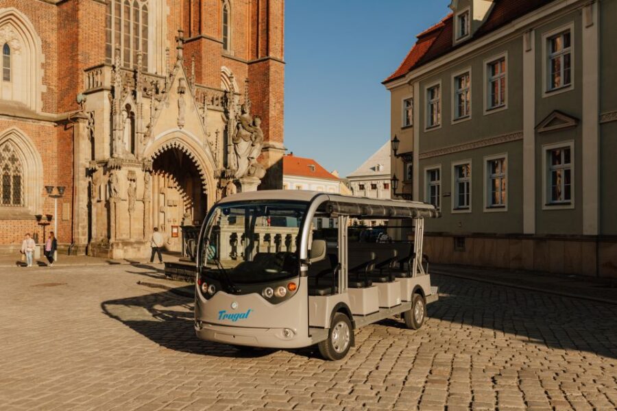 Wroclaw: E-Car Tour and Audio Guide - From Meeting Point to End of Tour: Easy Logistics