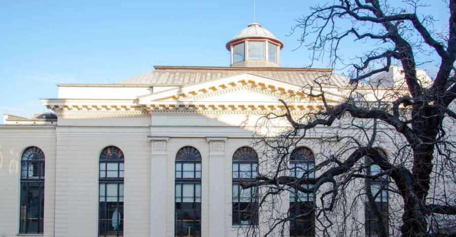 Wroclaw: Private Jewish Heritage Guided Tour - Start at the Jewish Quarter and White Stork Synagogue