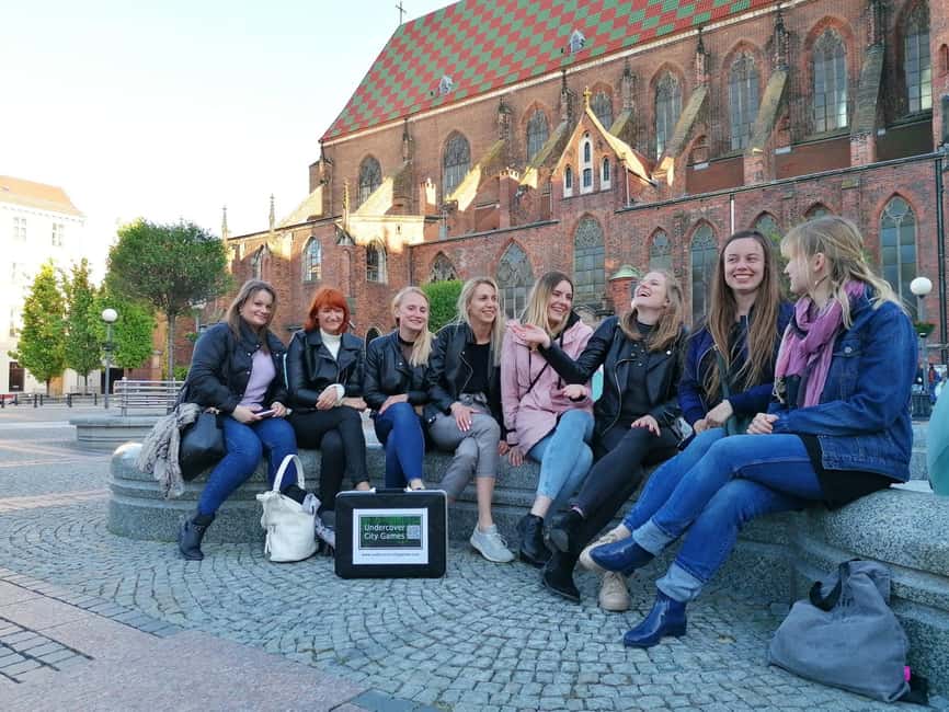 Wroclaw: Spy-Themed Walk & Game with Host - How the Spy Game Creates a Unique Experience
