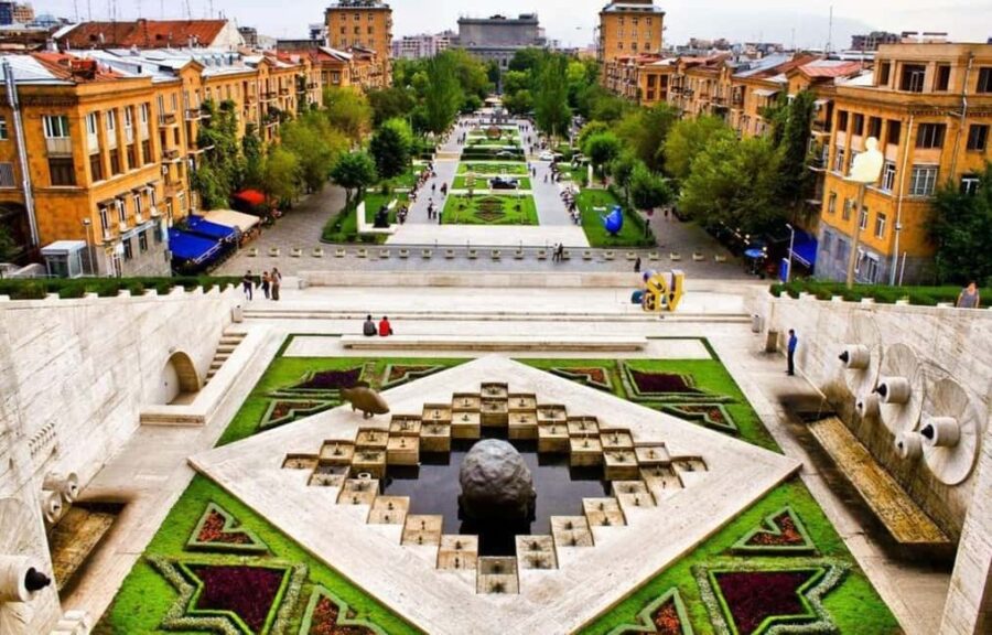 Yerevan: City Highlights Layover Tour from Zvartnots Airport - Exploring the Cascade Complex and Its Artistic Appeal