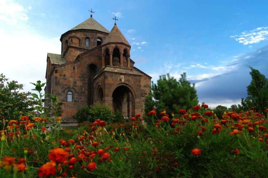Yerevan: Echmiatsin St. Hripsime/Gayane, City tour Zvartnots - Starting Point at the Heart of Armenia’s Religious Life