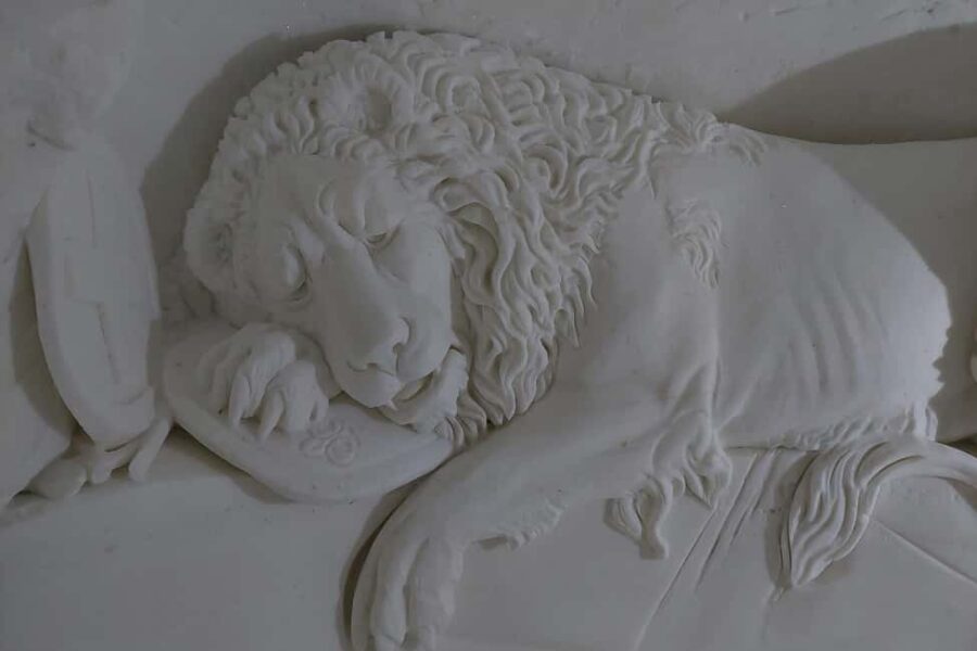 Ylläs: SnowVillage Ice Hotel Guided Tour with Transfer - How the Transfer to the SnowVillage Works