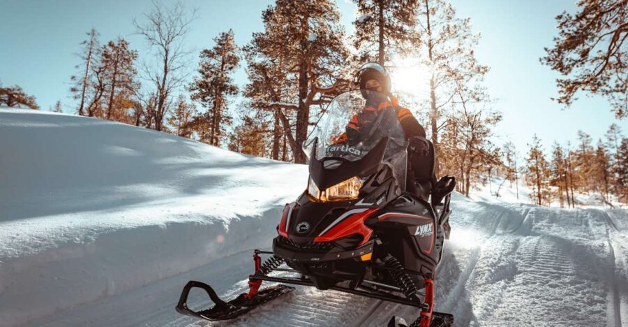Ylläs: Wilderness Snowmobile Tour - The Scenic Trails of Ylläs and Beyond