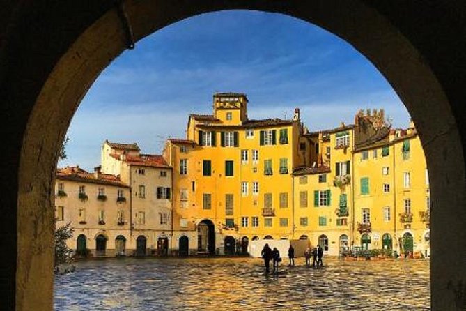 Your Lucca Walking Tour English OR Italian - Exploring San Michele in Foro and Piazza Anfiteatro