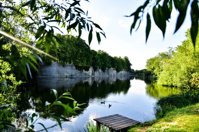 Ypres Remembrance Day Filled With War History and Memorials - Cemetery Visit: Honoring the Fallen at Ramparts Cemetery